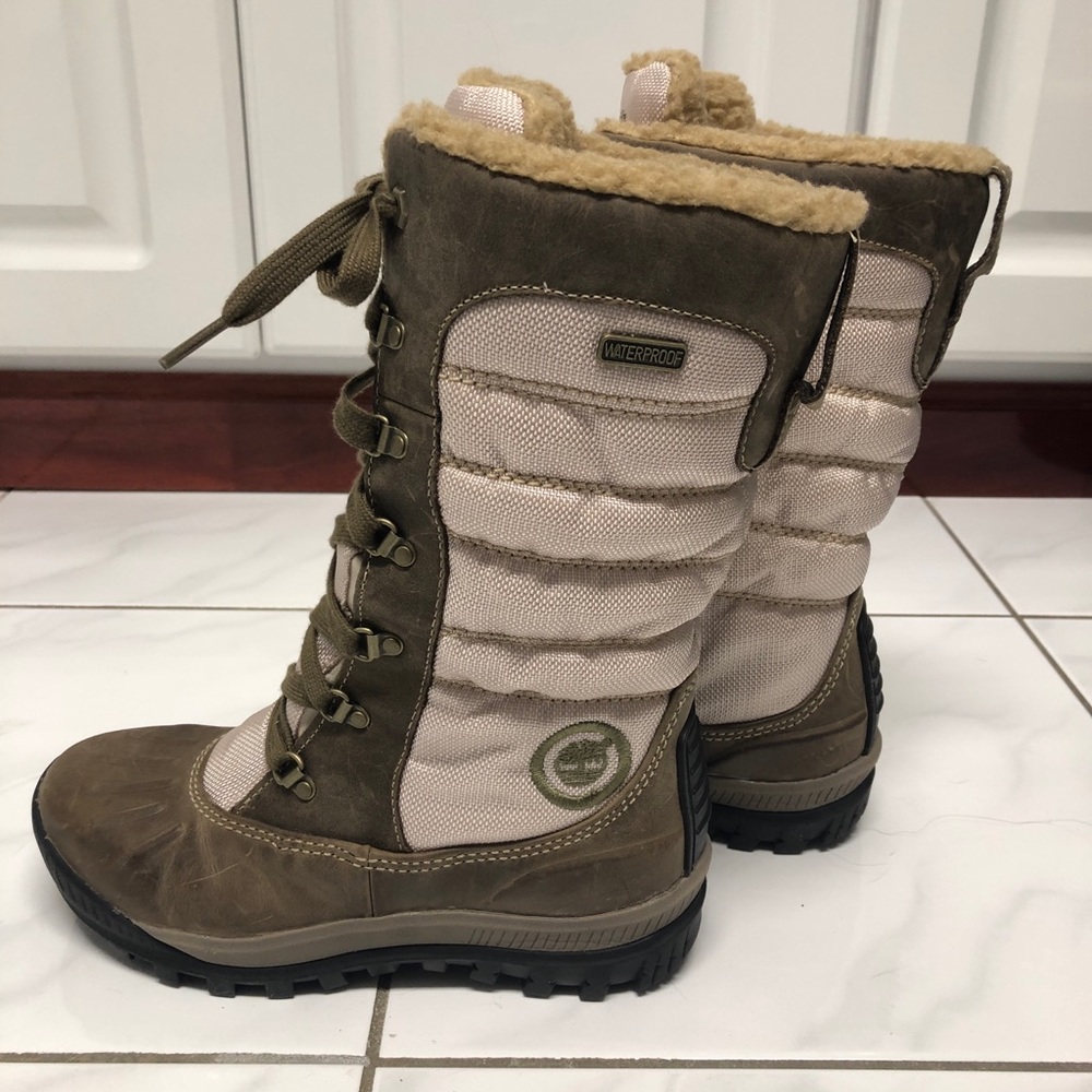 NWT timberland snow boots size 6